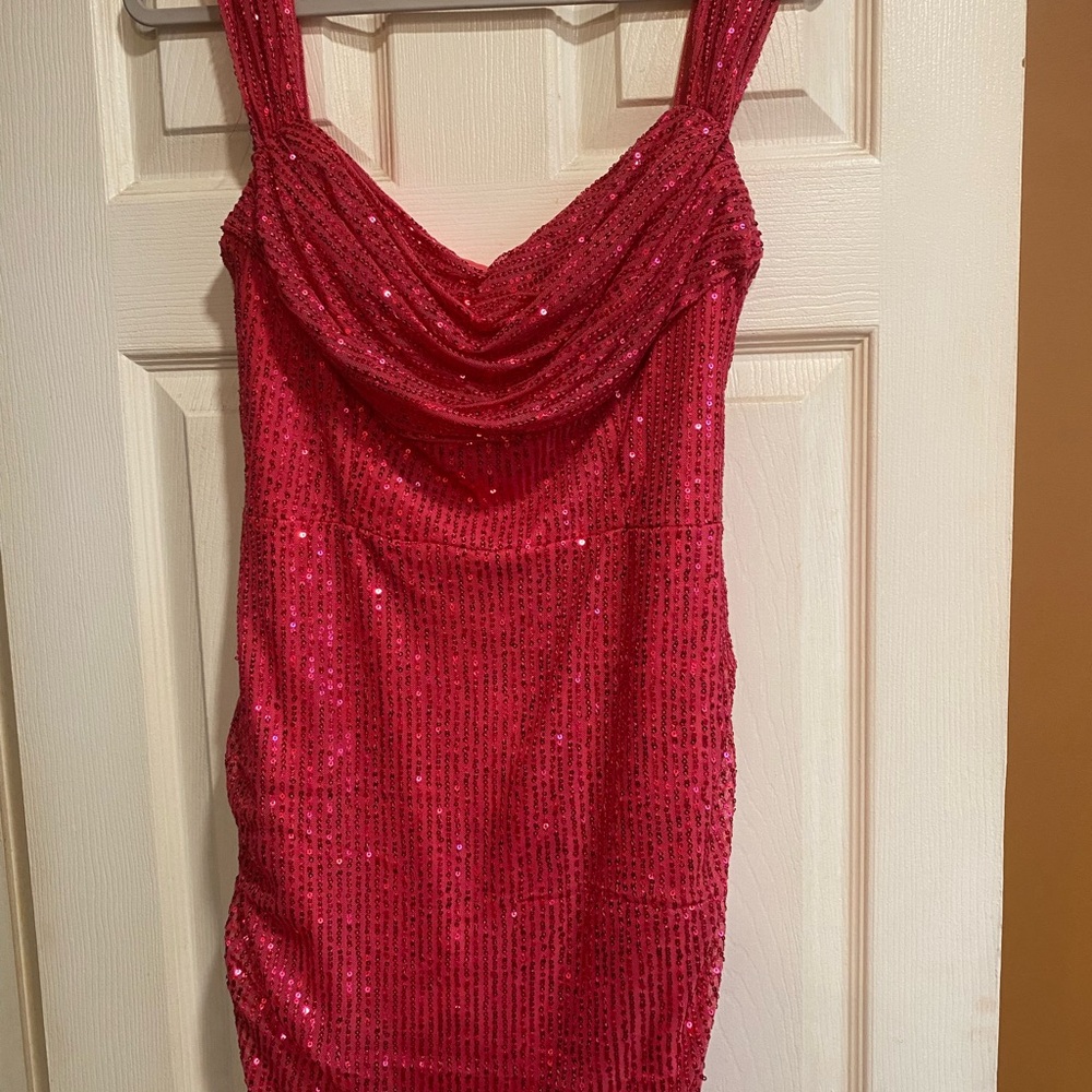 Sparkling fuschia pink Sequin Dress